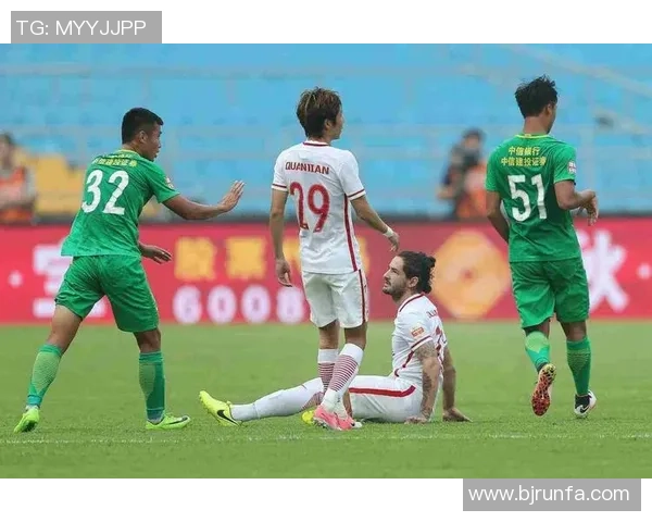 武汉网球队以55分领跑大师赛积分榜展现强劲实力与竞争优势 武汉网球队以55分领跑大师赛积分榜展现强劲实力与竞争优势