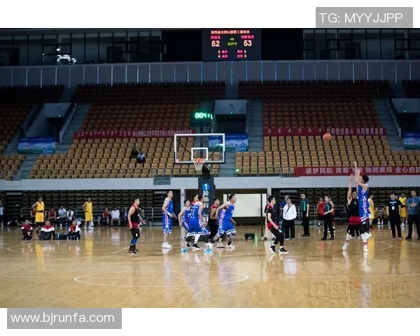 篮球盛宴:深入解析上海篮球队的比赛策略与经验分享 篮球盛宴:深入解析上海篮球队的比赛策略与经验分享